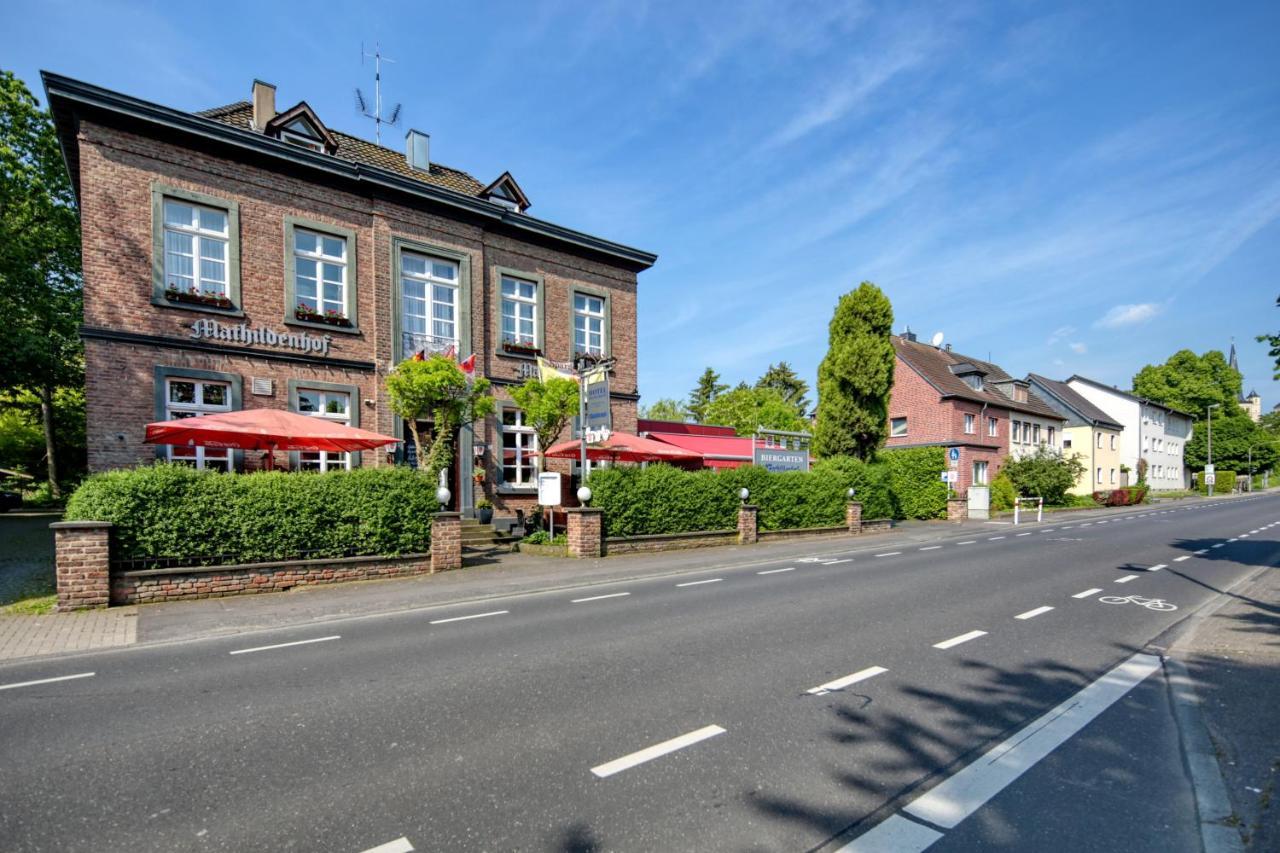 Hotel Restaurant Mathildenhof Pulheim Exterior photo